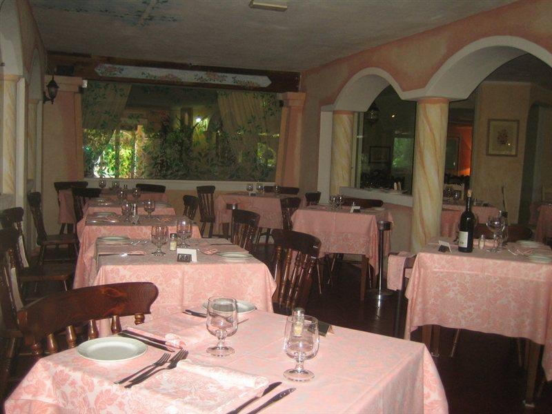 科隆纳海滩公寓酒店 马里内拉 外观 照片
